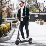 Električni skiro TREVI Velociptor NRG ES86W, 8.5'', zložljiv, LED osvetlitev, LED prikazovalnik, do 25 km/h, 350W motor, baterija 36V 7.5Ah, do 125kg, črn - Image 5