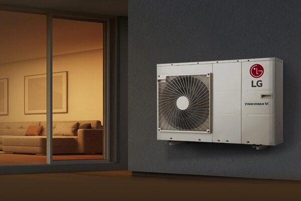 LG Therma V Monoblok S HM091MR.U44 - 9 kW toplotna črpalka zrak/voda z montažo z bojlerjem - Image 4