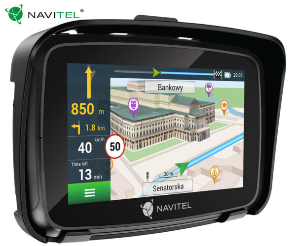 NAVITEL G590 MOTO navigacija GPS, za motoriste, 5" zaslon, baterija, Bluetooth, IP66 vodoodpornost, nameščeni zemljevidi, naprstnik, črna