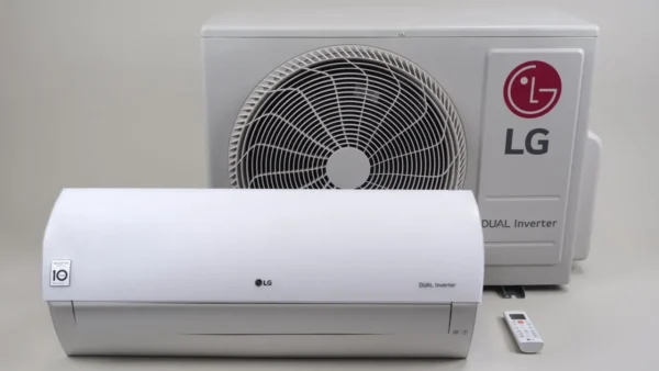 LG F09MT.NSM / F09MT.U24 Athena Extreme klimatska naprava (za ogrevanje 6,9kw in hlajenje 4kw)