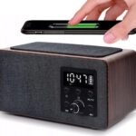 MANTA RDI910 WC radijski sprejemnik / ura / budilka, FM Radio, Bluetooth 5.0, polnilna baterija, Qi brezžični polnilec, microSD / AUX - Image 3