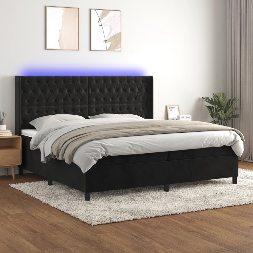 Box spring postelja z vzmetnico LED črna 200×200 cm žamet